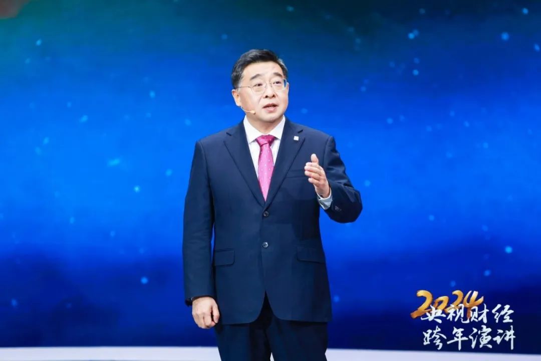 央视跨年演讲 | 杨东升：以一臂之力造福人类